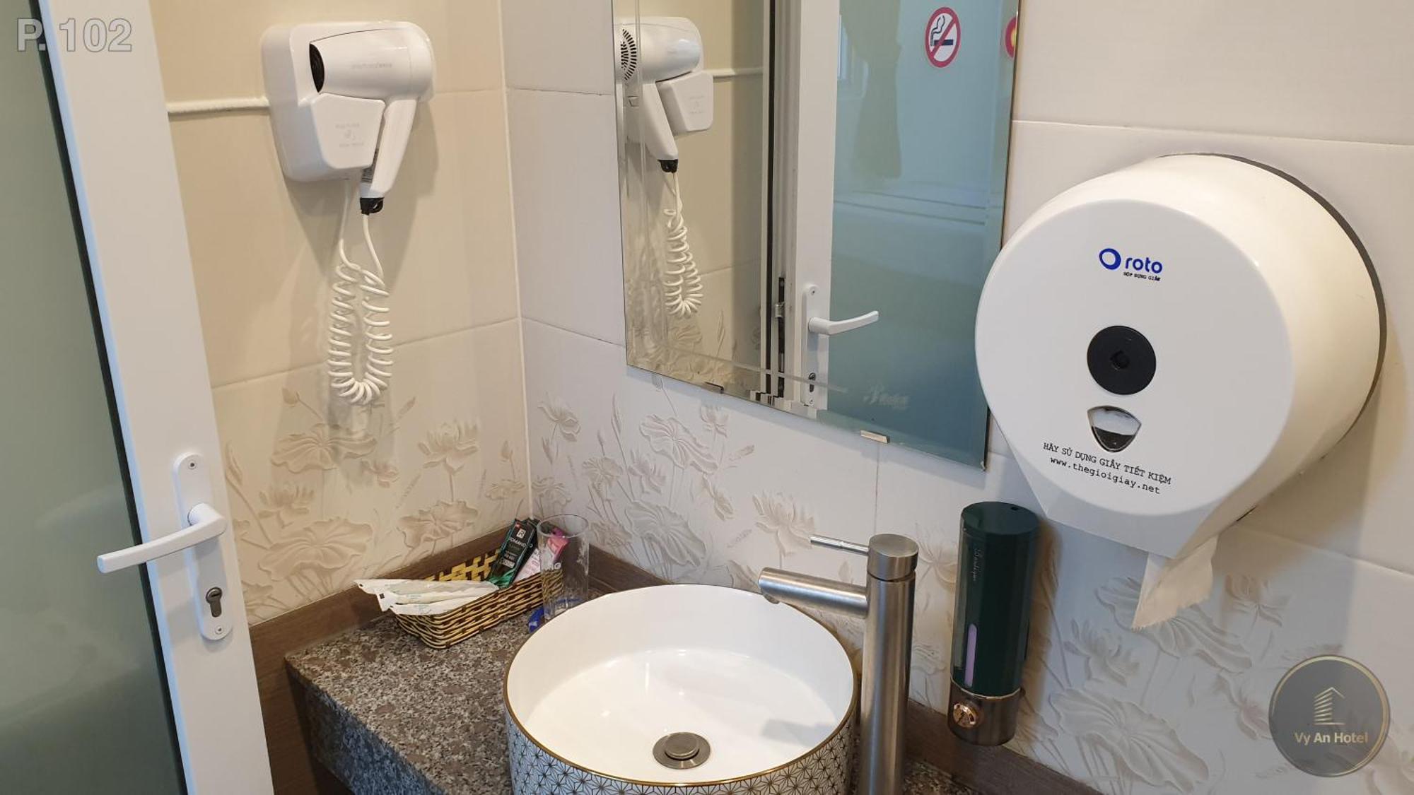 Vy An Hotel Бао Лок Екстериор снимка
